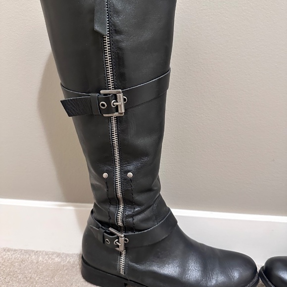 Genuine leather tall boots - Picture 2 of 5